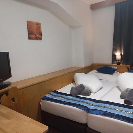 Hotel Untermetzger Zell am Ziller Esterno foto