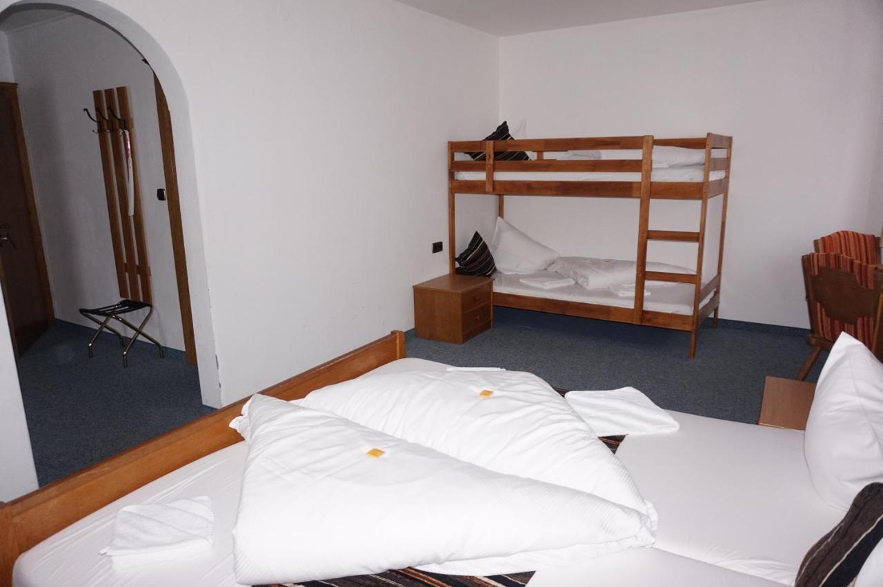 Hotel Untermetzger Zell am Ziller Esterno foto